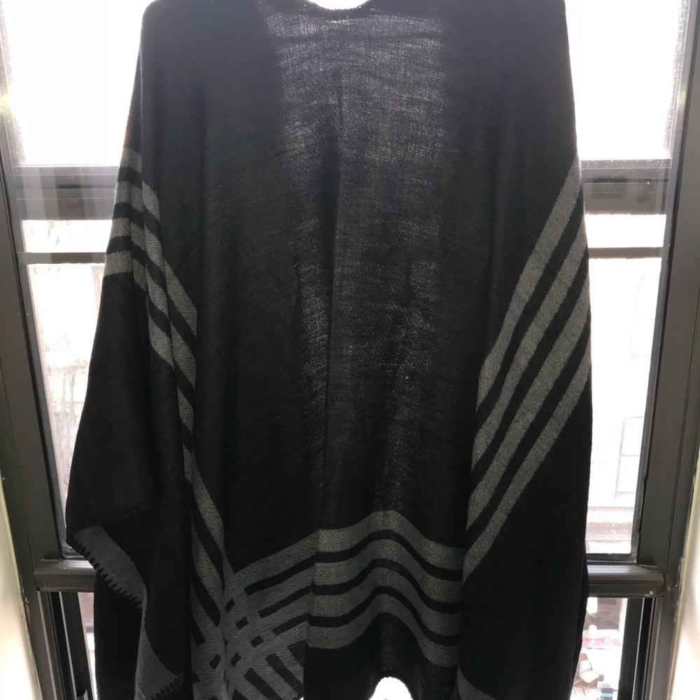 BB Dakota Poncho